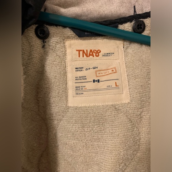 TNA Britannia Jacket - Picture 3 of 5